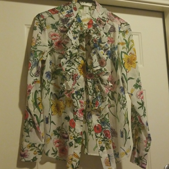 H & M top - Picture 6 of 6